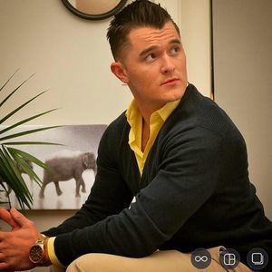 Meet your Posher, Christopher